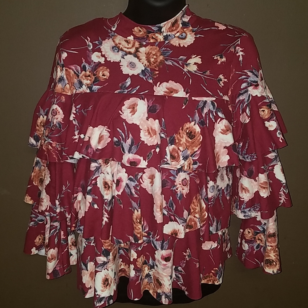 Layered top